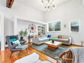 Modern Stylish 2 BR in Historic St. Johns